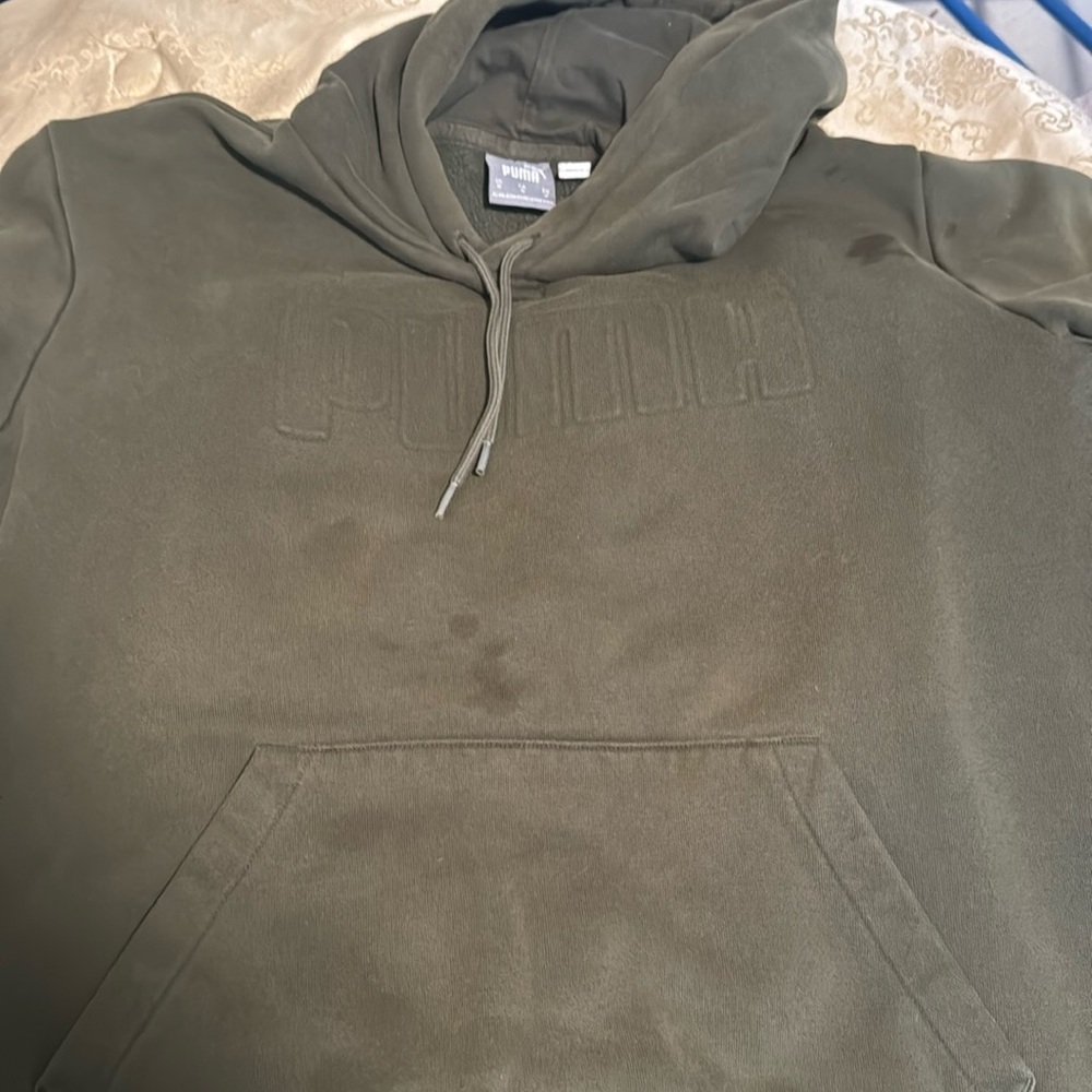 Puma size Medium men’s sweater